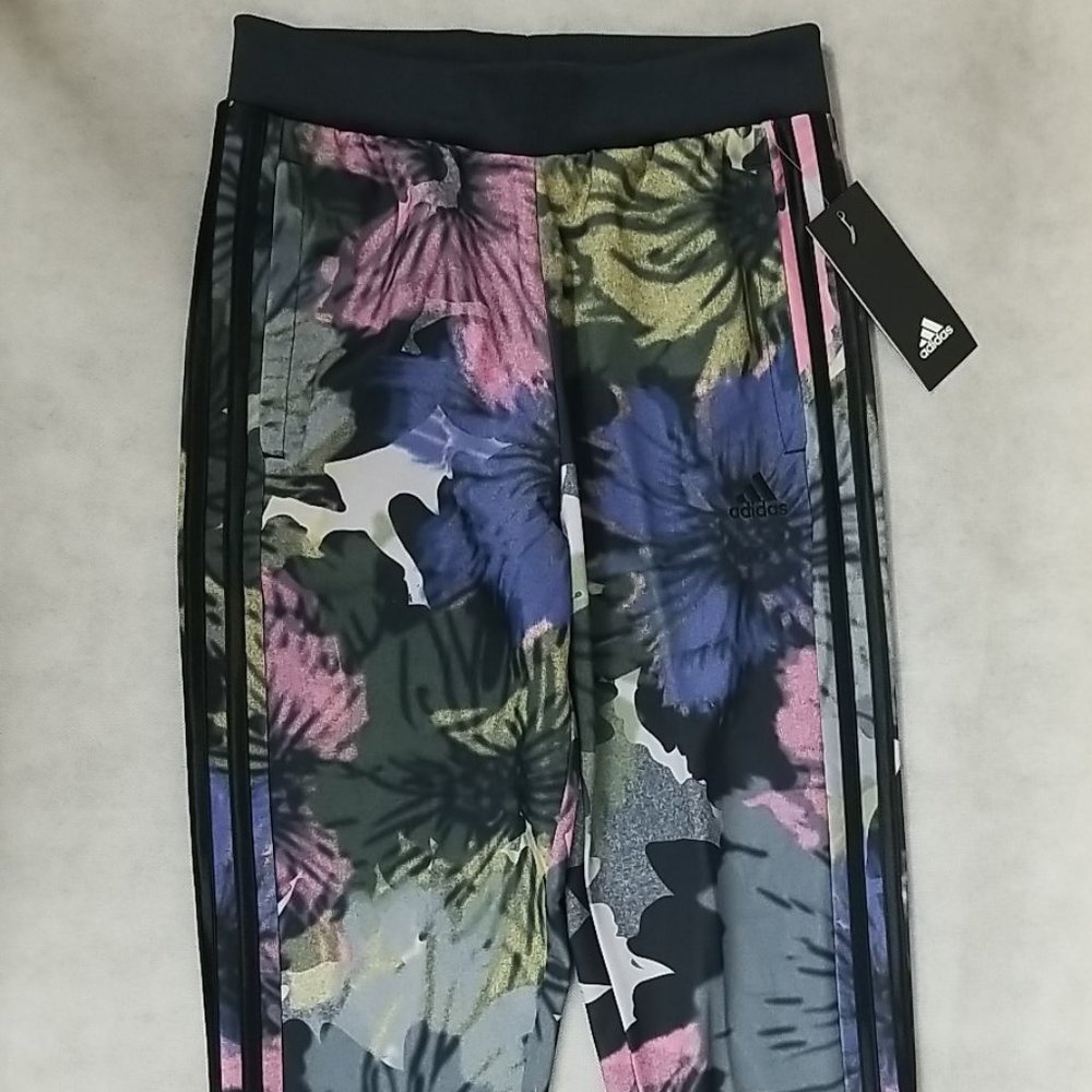 Adidas Originals Sweat Pant ‎ Floral Print with 3-Stripes  Size Small (7/8) NEW